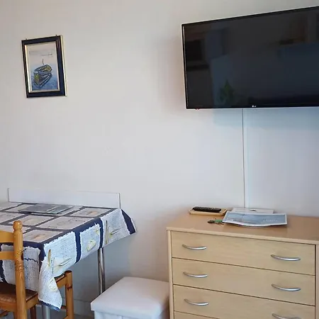 T1 Cosy 2 Etoiles Avec Animaux, Lave-linge Et Cuisine Equipee - Fr-1-571-24 Balaruc-les-Bains
